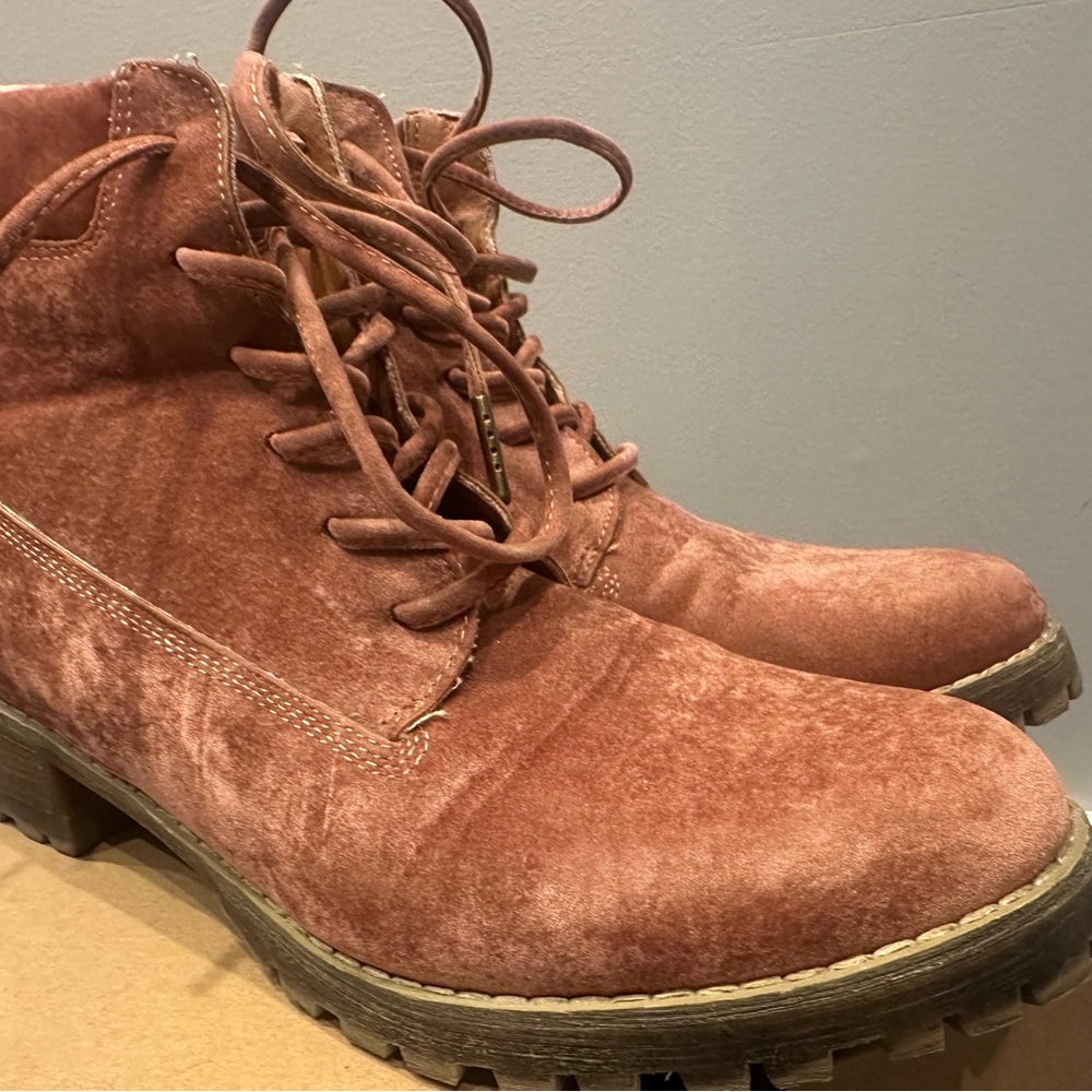 Mi.iM Tan Leather Interior Boots